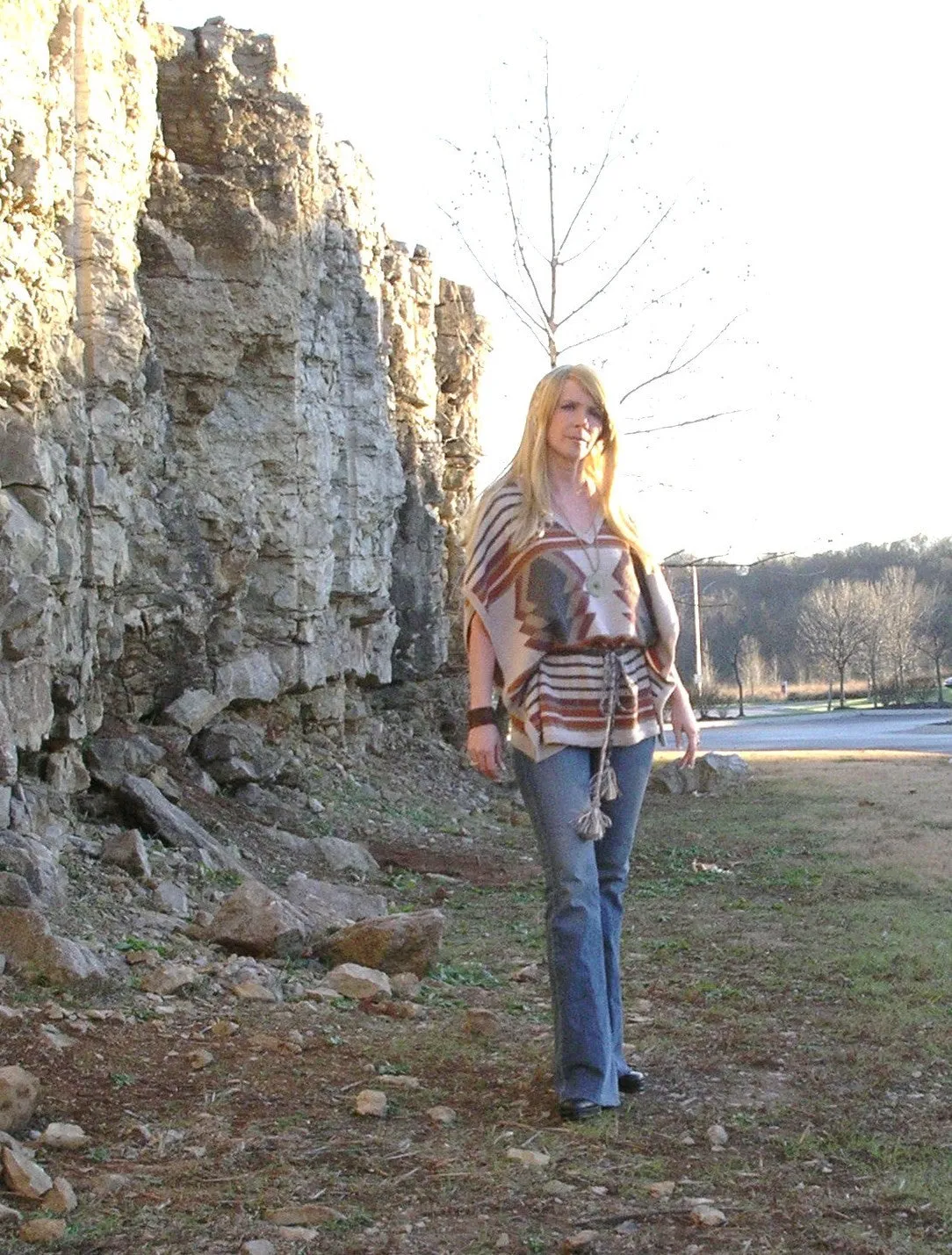 Aztec Pullover Sweater Looks Like A Poncho Adjusts Like A Caftan Beige Rust Gray Camel Warm Tunic Tassel Belt Size XS/S