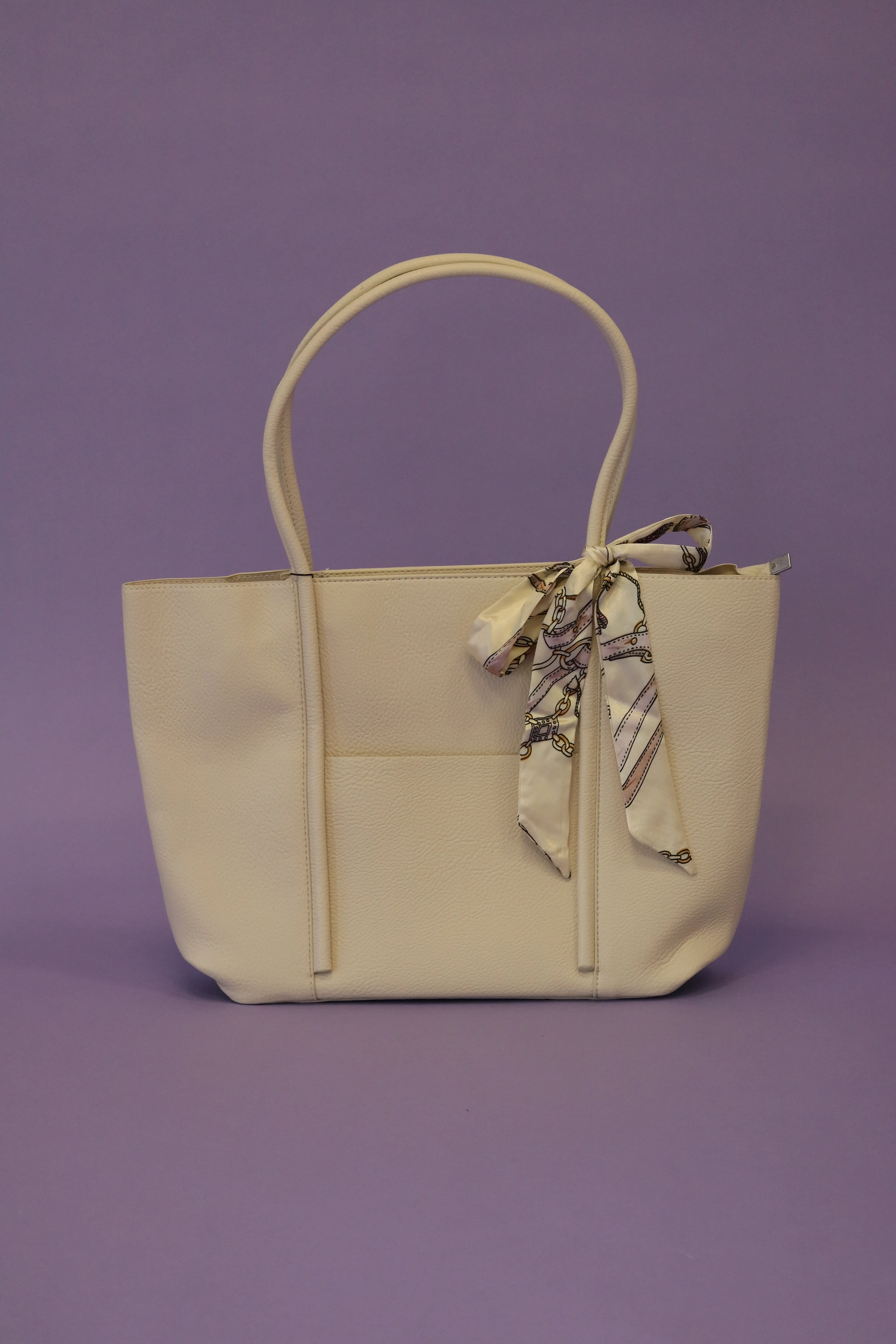 Bonnie Tote Handbag in Cream