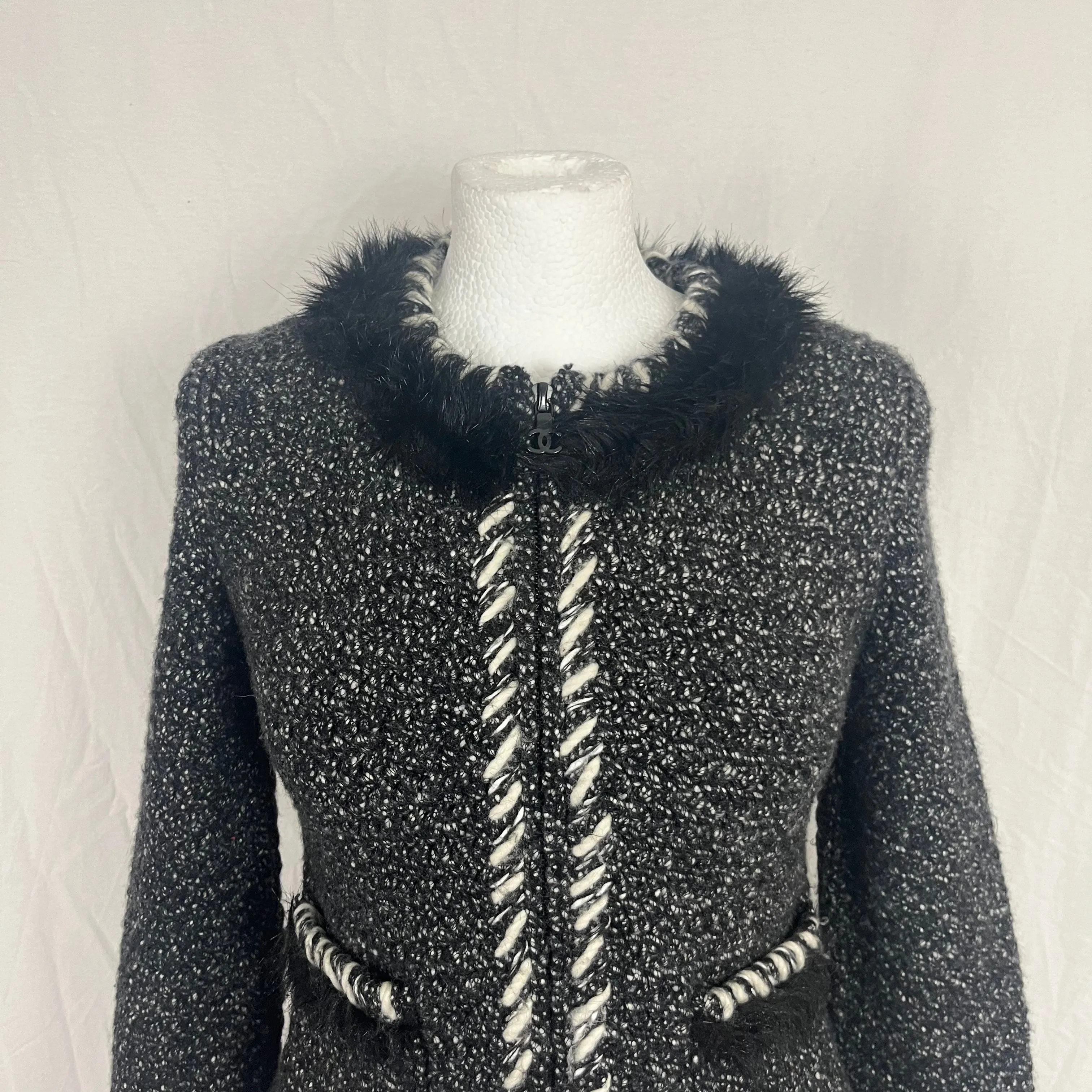 Chanel Monochrome Boucle Cashmere Jacket with Faux Fur Trim XXS/XS