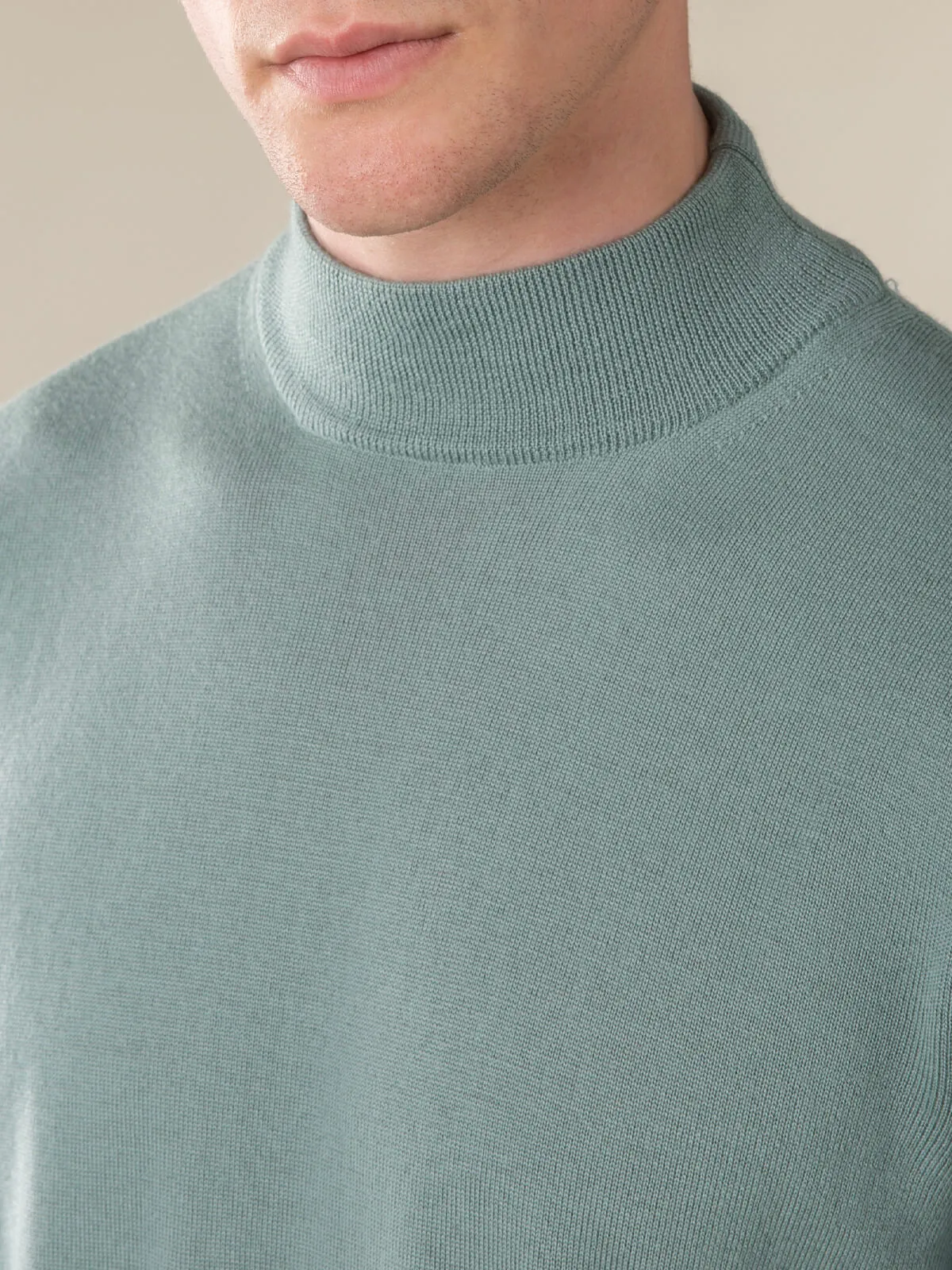 Extrafine Merino Mockneck Pistache