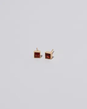 Square Frame Stud Earrings - Garnet